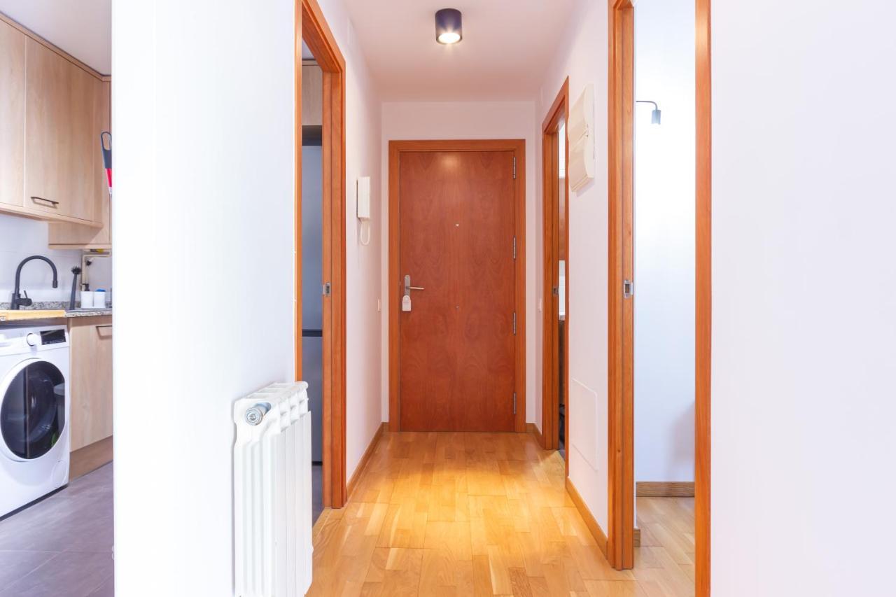 Elegante Duplex En Terrassa, Barcelona Apartment ภายนอก รูปภาพ